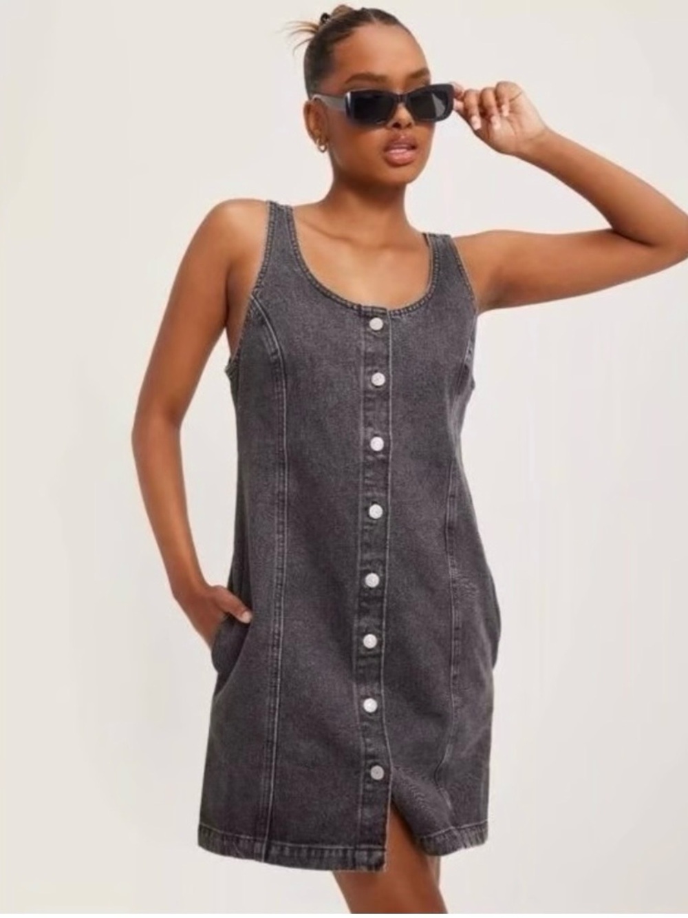 Levi's Washed Black Button-Front Denim Dress NWT Mediun - Picture 7 of 8
